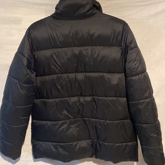 Old navy puffer jacket - Picture 7 of 7